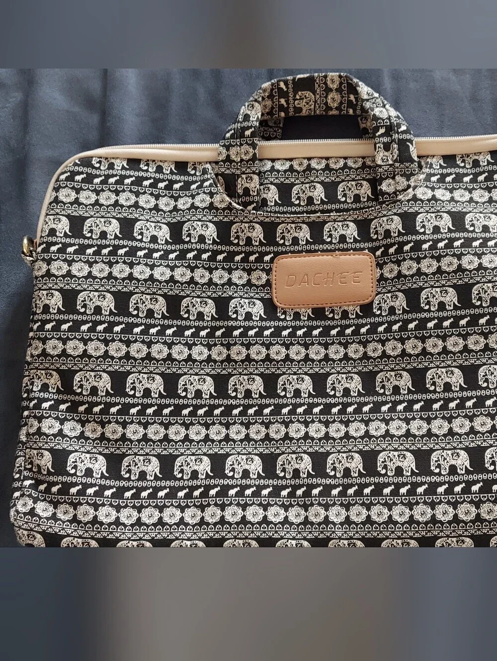 Dachee Black & White Elephant Print Laptop Bag